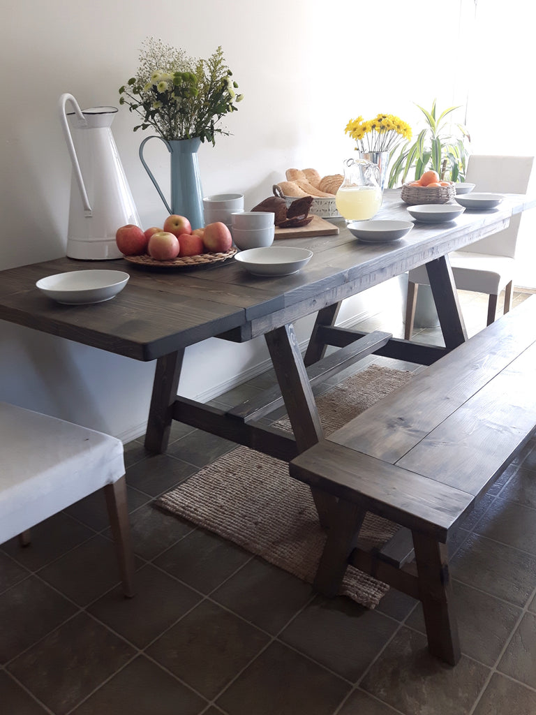 Labranza Wood Dining Table | CUNA Furniture Makers